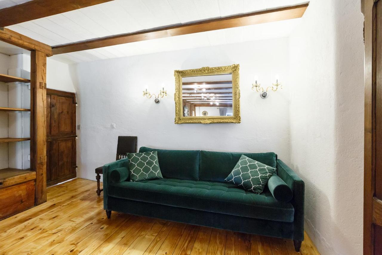 A Castle Spirit Apartment In Chateau Du Chatelard Clarens المظهر الخارجي الصورة